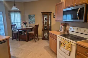 698 Thuringer St NW, Palm Bay, FL 32907 - Photo 16
