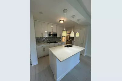 918 NE 15th Avenue #4, Fort Lauderdale, FL 33304 - Photo 4