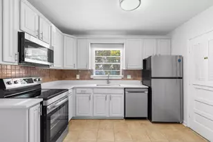 10693 N Military Trl, West Palm Beach, FL 33410 - Photo 8