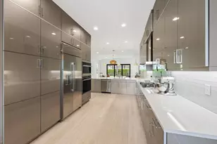 13185 Faberge Pl, Palm Beach Gardens, FL 33418 - Photo 8