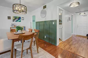 3930 Oaks Clubhouse Dr, Pompano Beach, FL 33069 - Photo 8