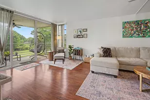 3930 Oaks Clubhouse Dr, Pompano Beach, FL 33069 - Photo 4