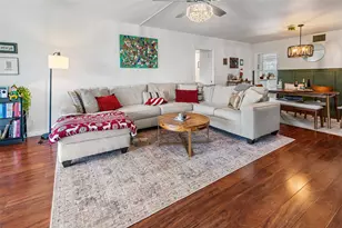 3930 Oaks Clubhouse Dr, Pompano Beach, FL 33069 - Photo 2