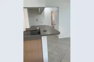1647 NE 12th Street, Fort Lauderdale, FL 33304 - Photo 4