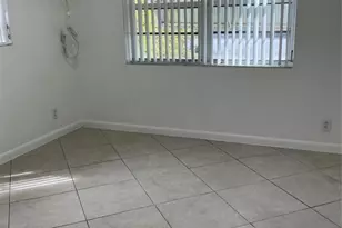 1647 NE 12th St, Fort Lauderdale, FL 33304 - Photo 8