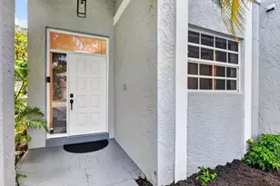 23338 La Vida Way, Boca Raton, FL 33433 - Photo 4