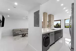 5480 N Ocean Dr, Singer Island, FL 33404 - Photo 2