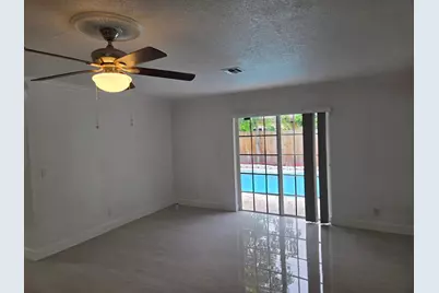 7601 Kimberly Boulevard, North Lauderdale, FL 33068 - Photo 24