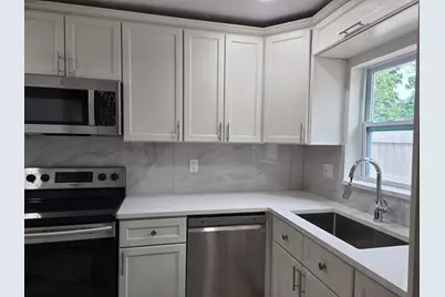 7601 Kimberly Boulevard, North Lauderdale, FL 33068 - Photo 10