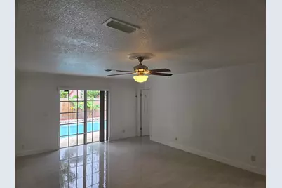 7601 Kimberly Boulevard, North Lauderdale, FL 33068 - Photo 32