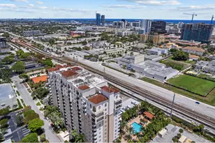 616 Clearwater Park Rd, West Palm Beach, FL 33401 - Photo 12