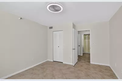 107 Yacht Club Way #208, Hypoluxo, FL 33462 - Photo 16