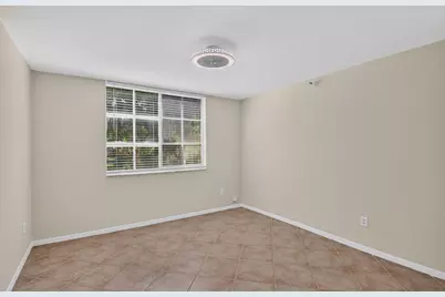 107 Yacht Club Way #208, Hypoluxo, FL 33462 - Photo 18
