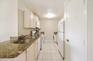 2060 Greenview Shores Blvd, Wellington, FL 33414 - Photo 10