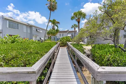2488 Harbour Cove Drive, Fort Pierce, FL 34949 - Photo 8