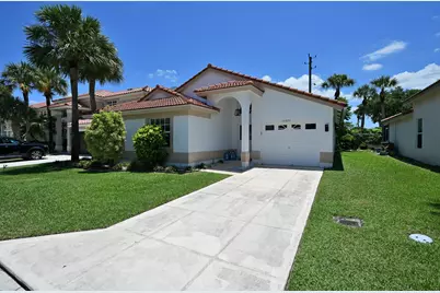 10651 Buttonwood Lake Drive, Boca Raton, FL 33498 - Photo 2