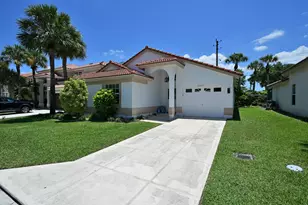 10651 Buttonwood Lake Dr, Boca Raton, FL 33498 - Photo 2