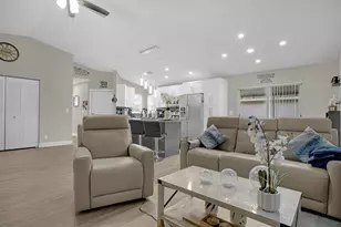1238 Pine Sage Cir, West Palm Beach, FL 33409 - Photo 10