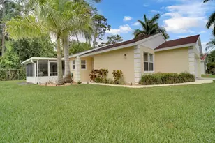 1238 Pine Sage Cir, West Palm Beach, FL 33409 - Photo 2