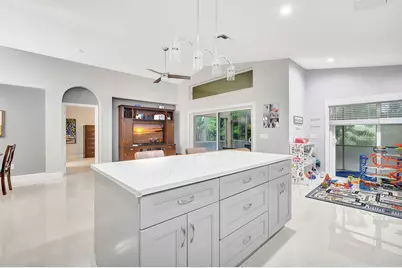 22687 Royal Crown Terrace E, Boca Raton, FL 33433 - Photo 10