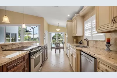 21089 Cottonwood Drive, Boca Raton, FL 33428 - Photo 12
