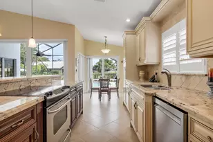 21089 Cottonwood Dr, Boca Raton, FL 33428 - Photo 12