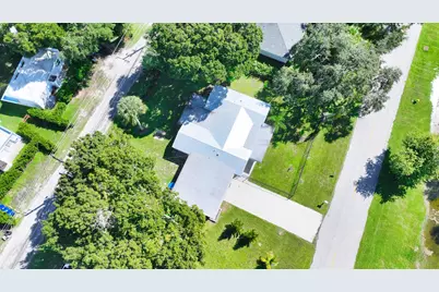 768 22nd Place #A, Vero Beach, FL 32960 - Photo 6
