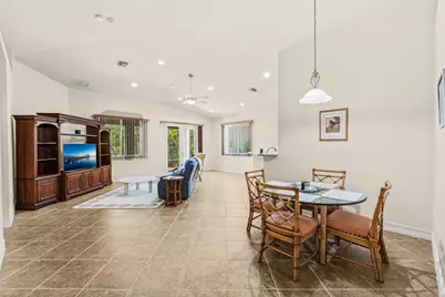 6223 Dorchester Way, Vero Beach, FL 32966 - Photo 14
