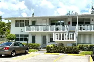 12 Windsor A, West Palm Beach, FL 33417 - Photo 1