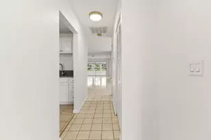 5828 Honeybell Ct, Fort Pierce, FL 34982 - Photo 4