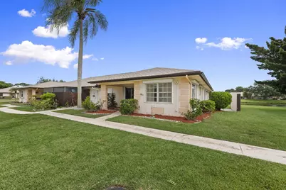 5828 Honeybell Court, Fort Pierce, FL 34982 - Photo 2