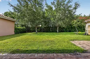 8135 Cantabria Falls Dr, Boynton Beach, FL 33473 - Photo 54