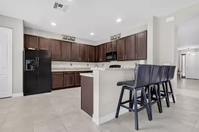 8135 Cantabria Falls Drive, Boynton Beach, FL 33473 - Photo 14