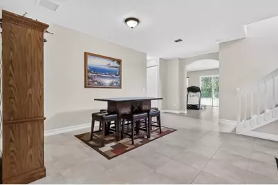 8135 Cantabria Falls Drive, Boynton Beach, FL 33473 - Photo 10