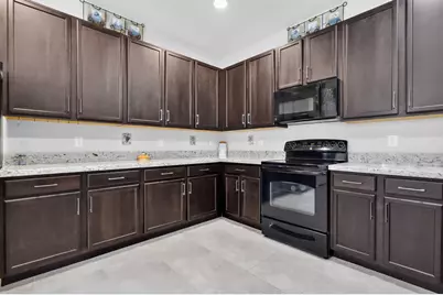 8135 Cantabria Falls Drive, Boynton Beach, FL 33473 - Photo 16