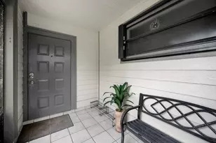2482 Bedford Mews Dr, Wellington, FL 33414 - Photo 4