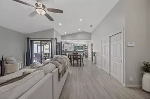 2482 Bedford Mews Dr, Wellington, FL 33414 - Photo 6