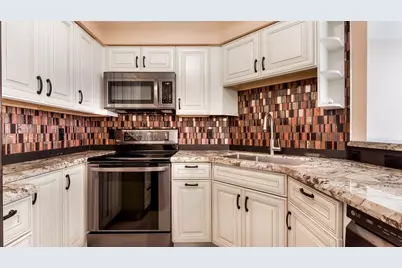 133 N Pompano Beach Boulevard #204, Pompano Beach, FL 33062 - Photo 2