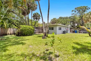1548 SW 23rd Ct, Fort Lauderdale, FL 33315 - Photo 2