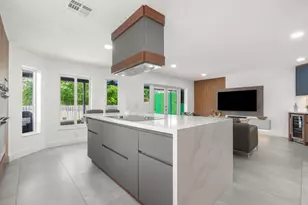 52 Gables Blvd, Weston, FL 33326 - Photo 18