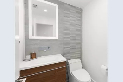 52 Gables Boulevard, Weston, FL 33326 - Photo 8