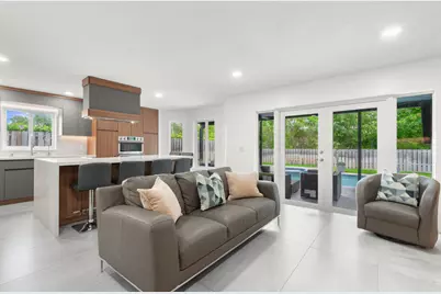 52 Gables Boulevard, Weston, FL 33326 - Photo 20