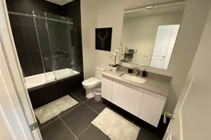 1600 NE 1st Ave, Miami, FL 33132 - Photo 12