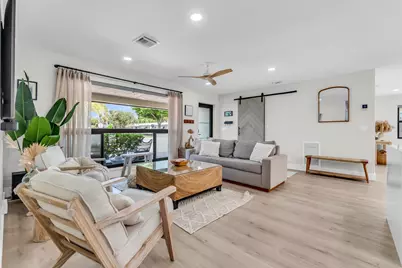 300 SE 8th Avenue, Deerfield Beach, FL 33441 - Photo 10