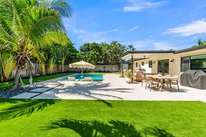300 SE 8th Avenue, Deerfield Beach, FL 33441 - Photo 38