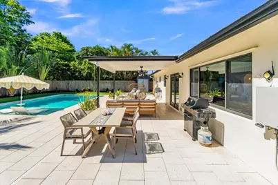 300 SE 8th Avenue, Deerfield Beach, FL 33441 - Photo 32
