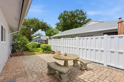 8621 Jasmine Way, Boca Raton, FL 33496 - Photo 18