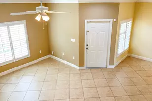 291 Lake Monterey Cir, Boynton Beach, FL 33426 - Photo 6