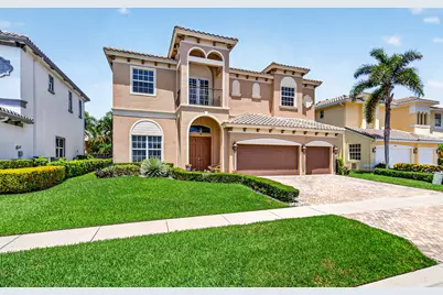 9898 Coronado Lake Drive, Boynton Beach, FL 33437 - Photo 2