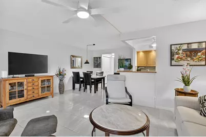 438 Tilford U, Deerfield Beach, FL 33442 - Photo 4